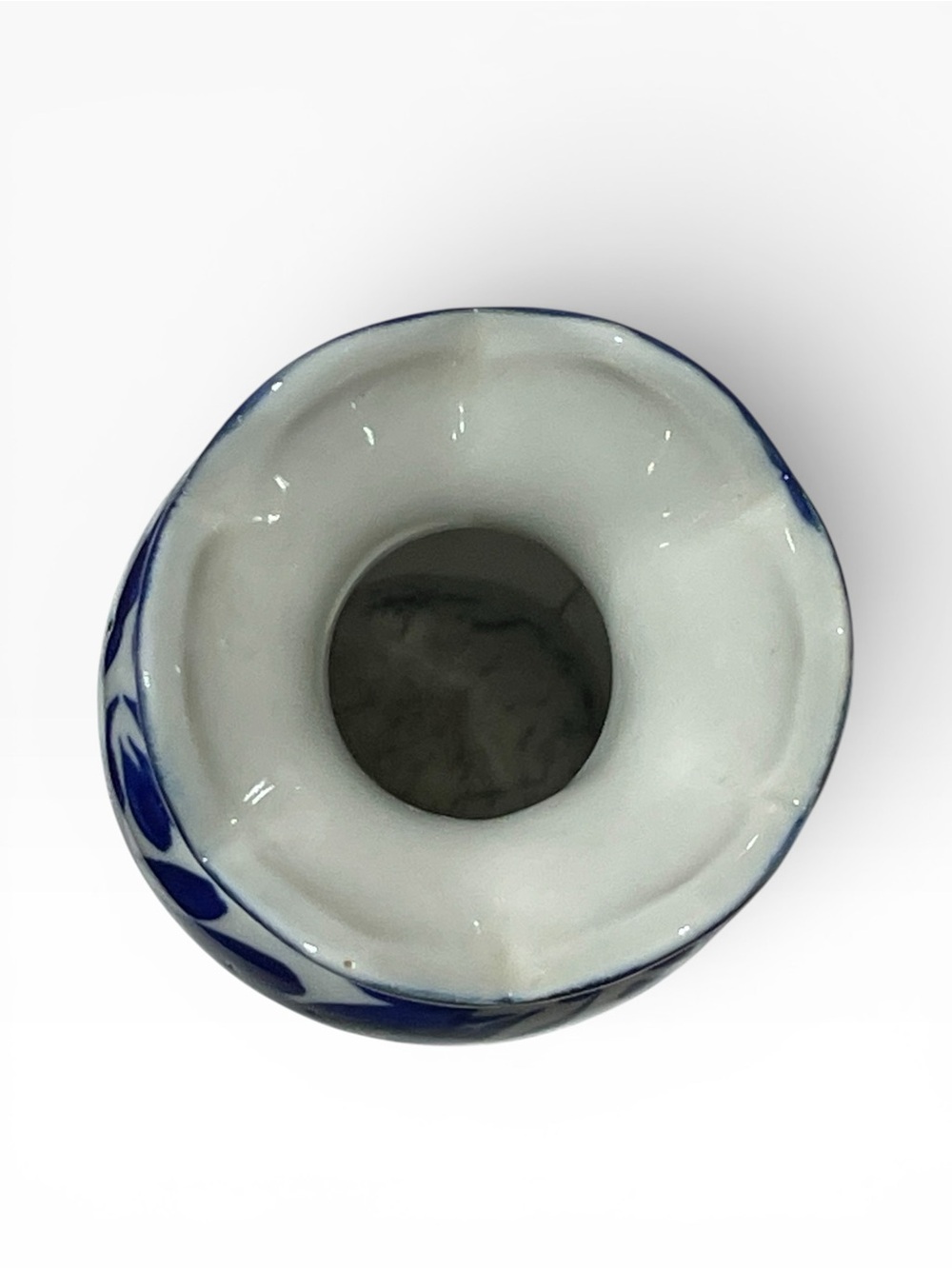Vintage Mini Blue White Chinoiserie Ceramic Vase Plate Candle Holder Set - Picture 10 of 11